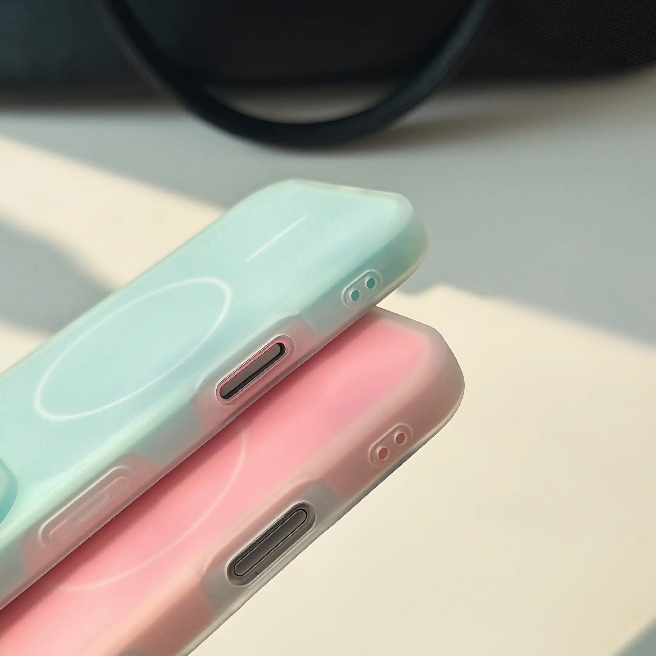 Iphone 17 Pro Max Air 16 Pro 15 14 plus 13 12 11 Pro Magnetic Defender 2 in 1 Dual Layer Jelly Soft Matte Clear Silicone + Candy Color-Blocking PC Hybrid Magsafe Wireless Charging Case Frosted Shockproof Bumper Luxury Back Cover